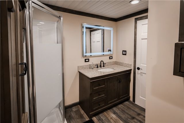 989 Blackhawk Rd, Beaver Falls, PA 15010