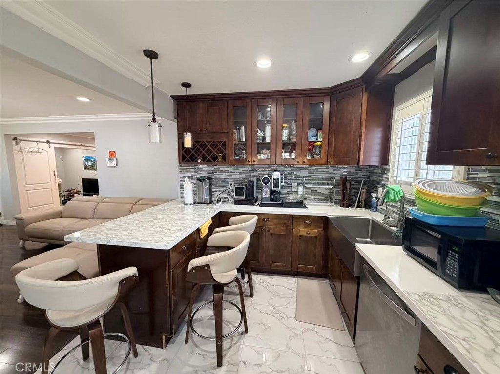 Image 11 of property listing at 2622 La Presa, Rosemead, CA 91770