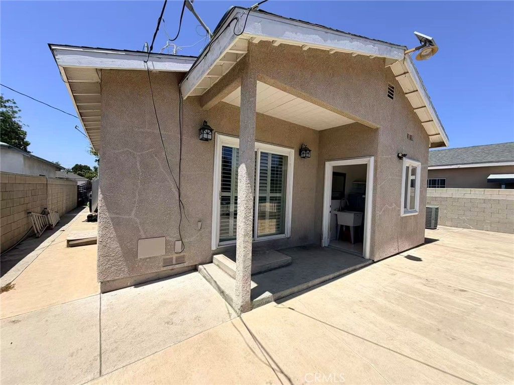 Image 29 of property listing at 2622 La Presa, Rosemead, CA 91770