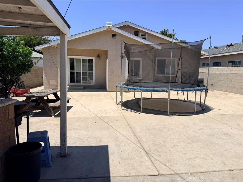 Image 33 of property listing at 2622 La Presa, Rosemead, CA 91770
