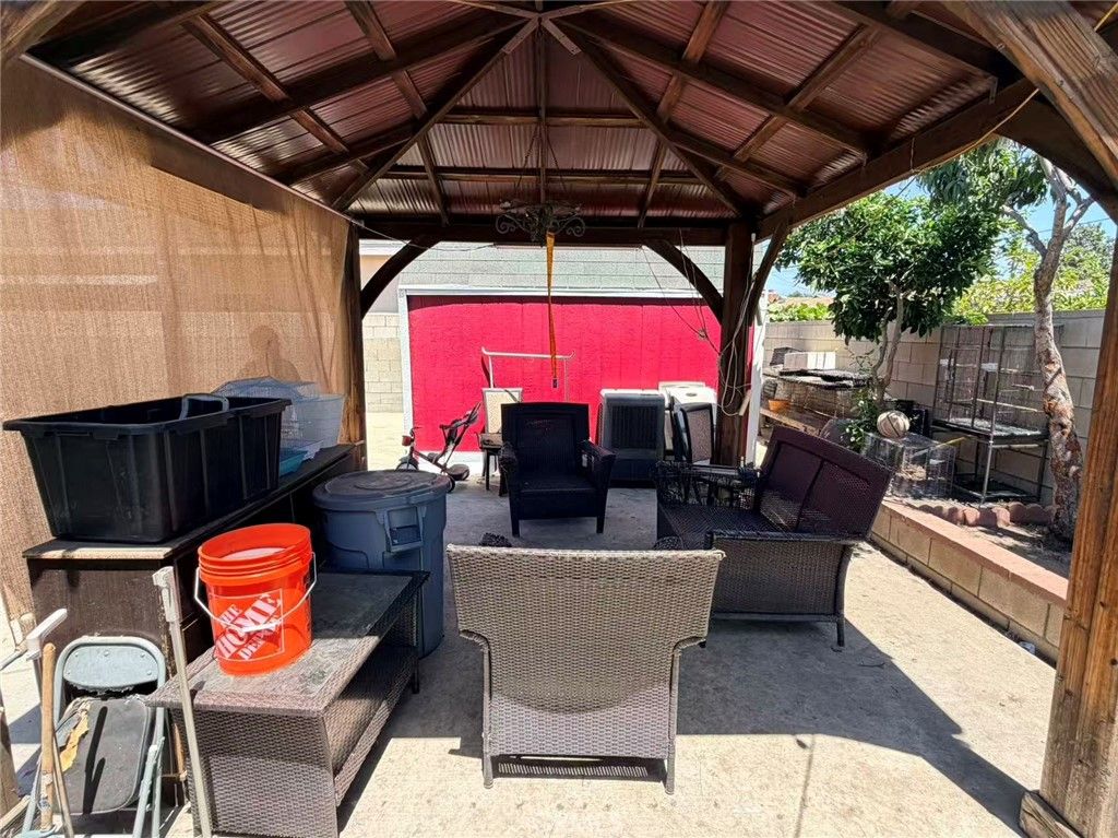Image 34 of property listing at 2622 La Presa, Rosemead, CA 91770