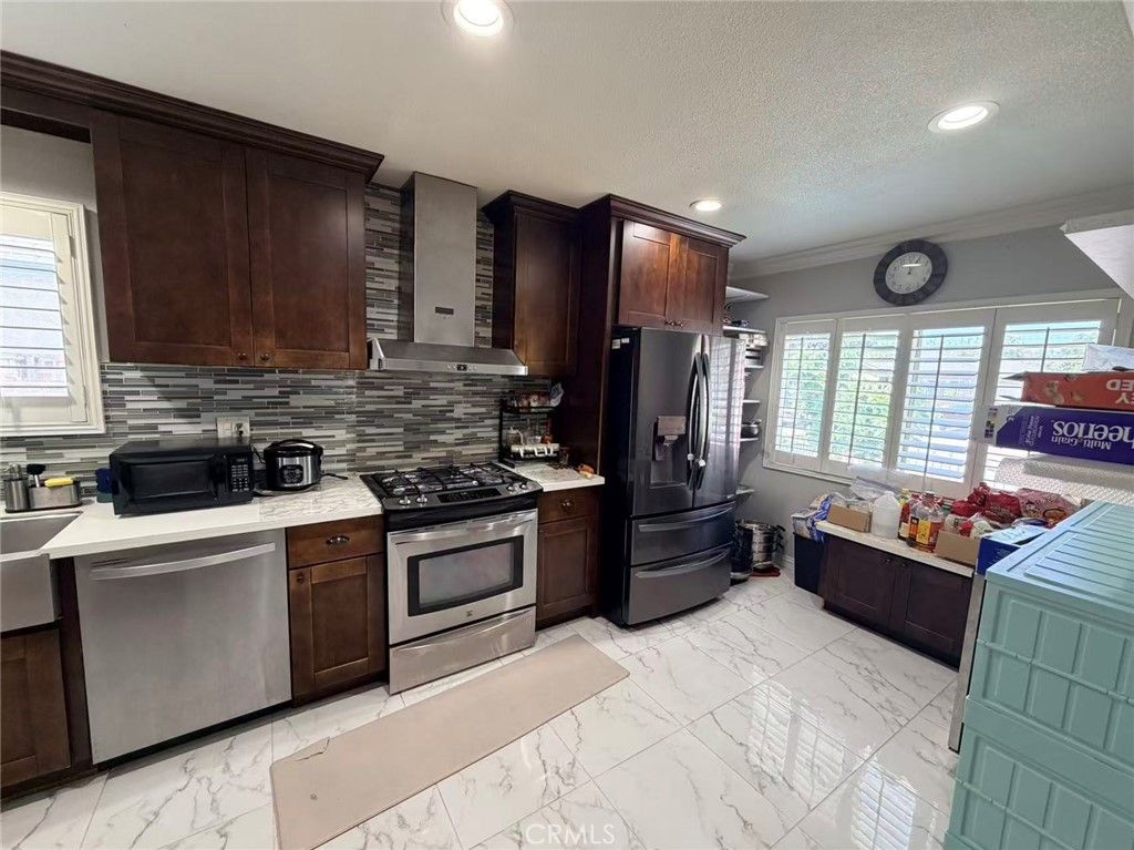 Image 9 of property listing at 2622 La Presa, Rosemead, CA 91770