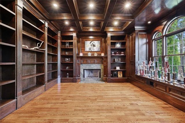 11140 W Road, Roswell, GA 30075