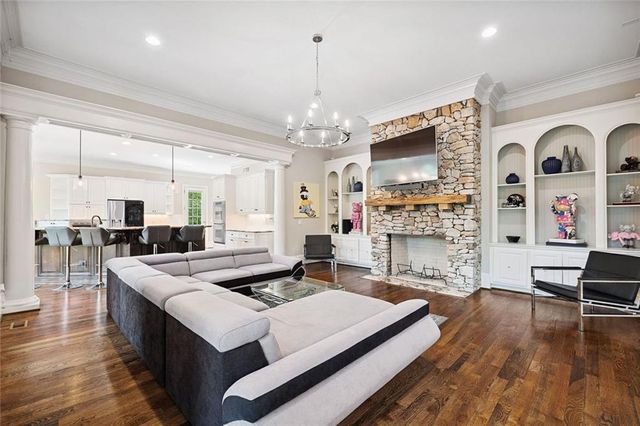 11140 W Road, Roswell, GA 30075