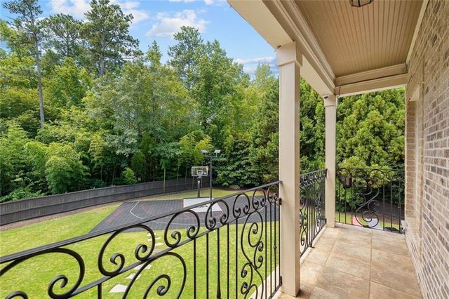 11140 W Road, Roswell, GA 30075