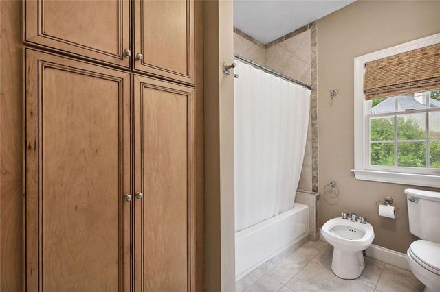 11140 W Road, Roswell, GA 30075