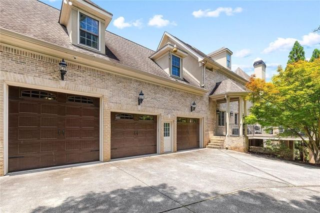 11140 W Road, Roswell, GA 30075