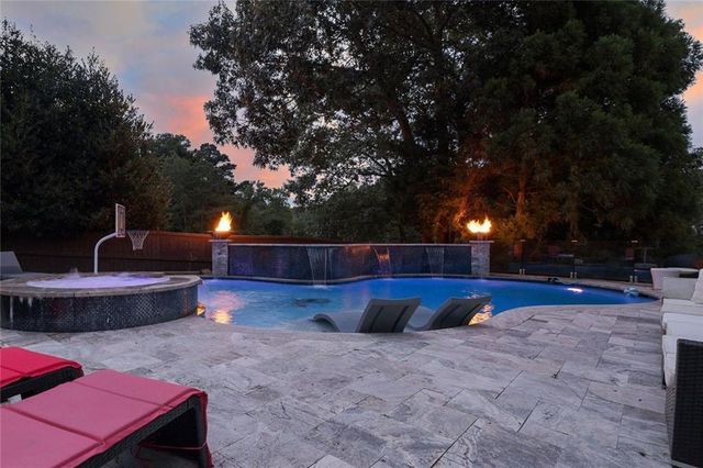 11140 W Road, Roswell, GA 30075