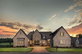 2655 Club Drive, Gainesville, GA 30506