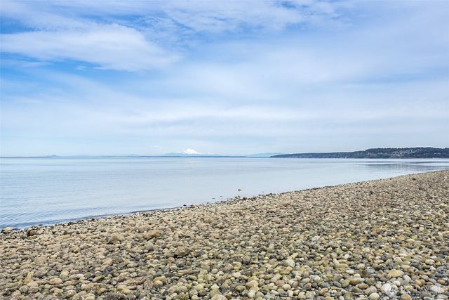31 Salal Way, Sequim, WA 98382