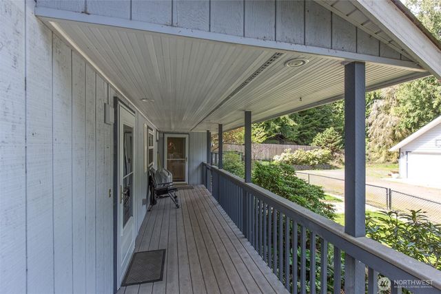 31 Salal Way, Sequim, WA 98382