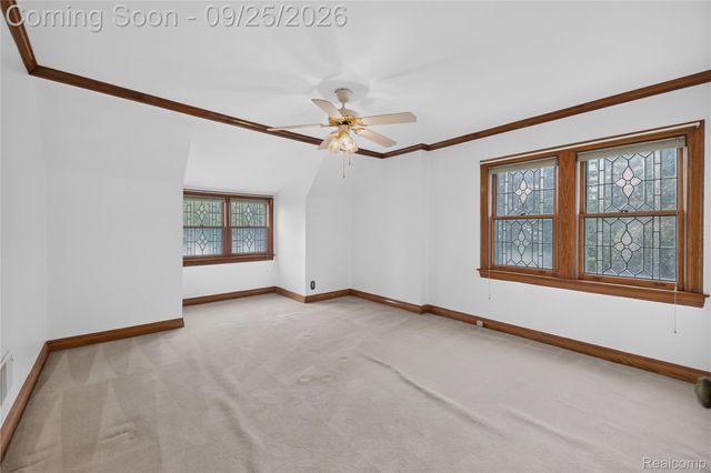 2032 S Trenton Drive, Trenton, MI 48183