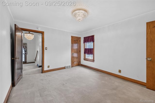 2032 S Trenton Drive, Trenton, MI 48183