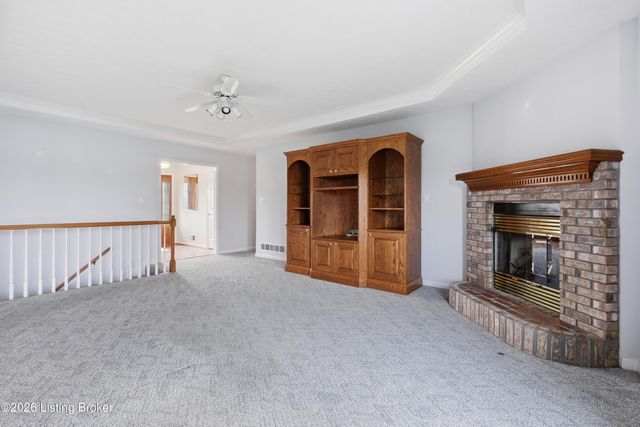 7313 York River Rd, Louisville, KY 40214