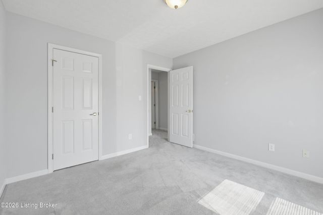 7313 York River Rd, Louisville, KY 40214