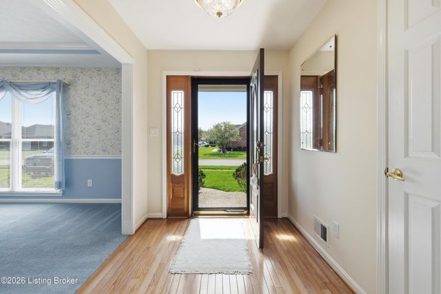 7313 York River Rd, Louisville, KY 40214