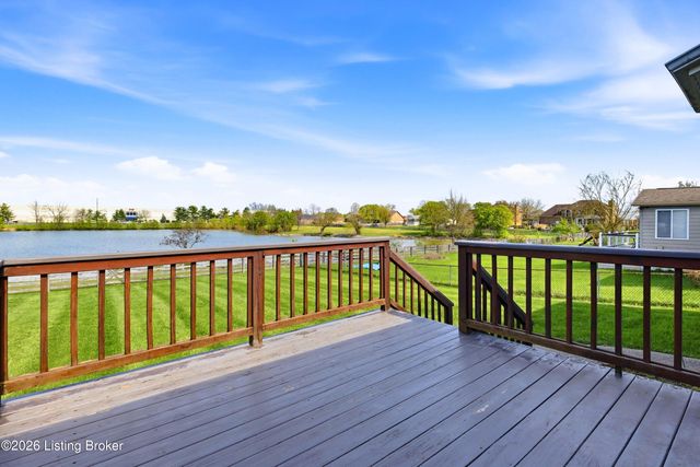 7313 York River Rd, Louisville, KY 40214