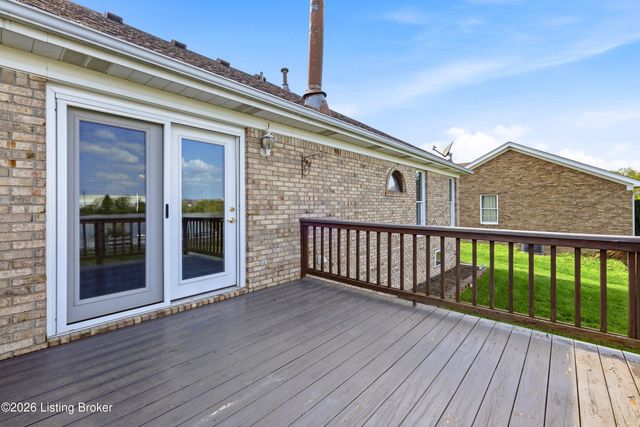 7313 York River Rd, Louisville, KY 40214