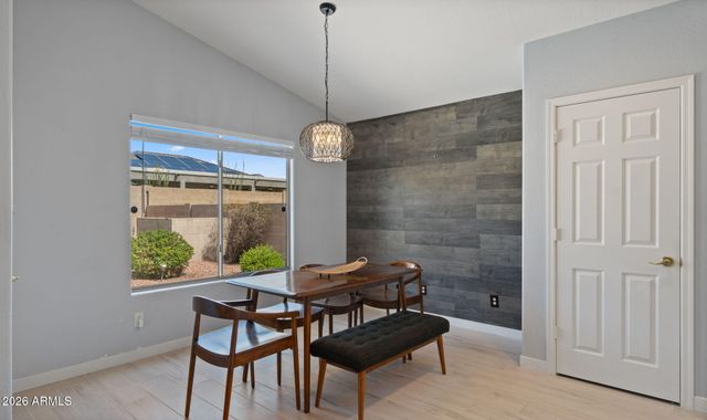 3510 W QUAIL TRACK Drive, Phoenix, AZ 85083
