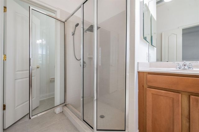 423 MANNS HARBOR DRIVE, Apollo Beach, FL 33572