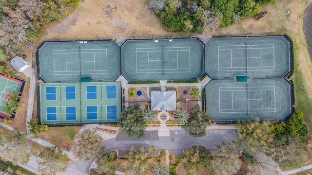 423 MANNS HARBOR DRIVE, Apollo Beach, FL 33572