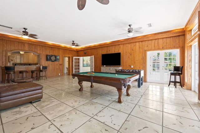 2400 Delmar Place, Fort Lauderdale, FL 33301