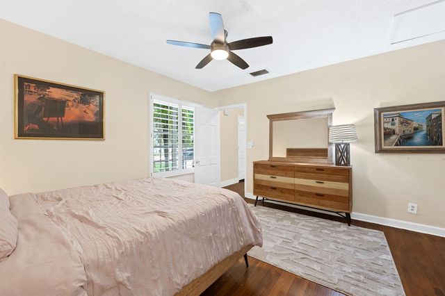 2400 Delmar Place, Fort Lauderdale, FL 33301