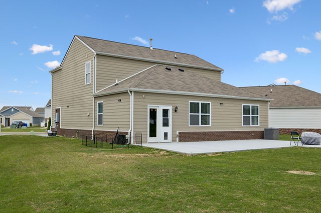 1035 Barry Baker Ln, White House, TN 37188