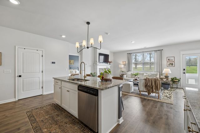 1035 Barry Baker Ln, White House, TN 37188