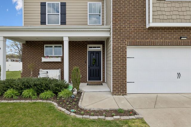 1035 Barry Baker Ln, White House, TN 37188