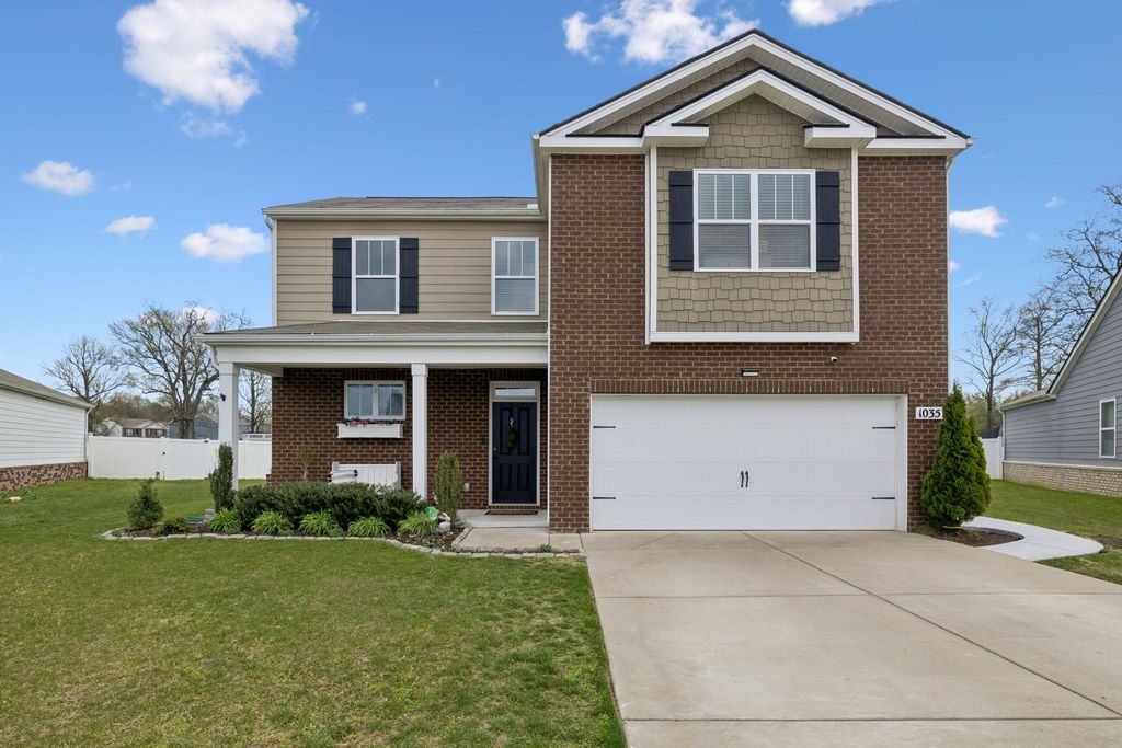 1035 Barry Baker Ln, White House, TN 37188