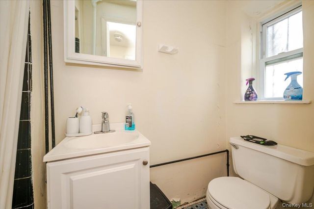 3304 Bouck Avenue, Bronx, NY 10469