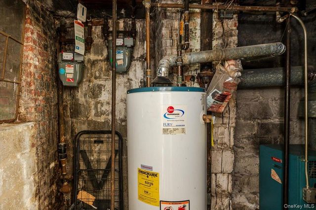 3304 Bouck Avenue, Bronx, NY 10469