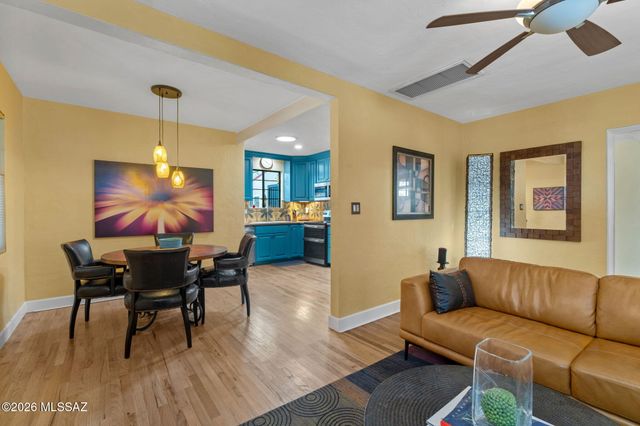 2921 E Waverly Street, Tucson, AZ 85716