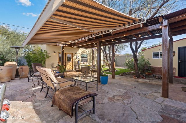 2921 E Waverly Street, Tucson, AZ 85716