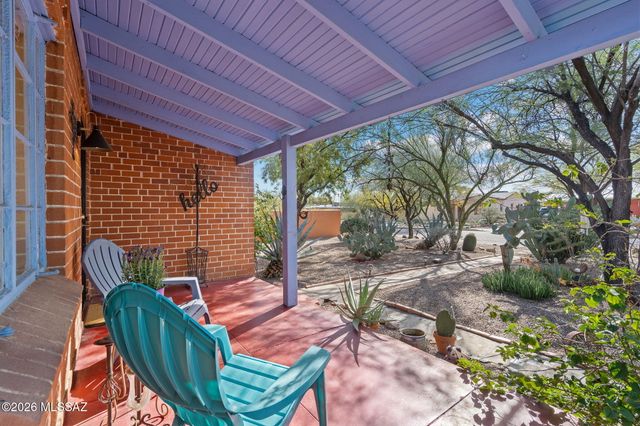 2921 E Waverly Street, Tucson, AZ 85716