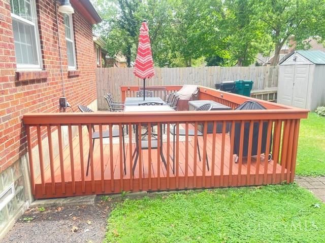 1317 W North Bend Road, Cincinnati, OH 45224