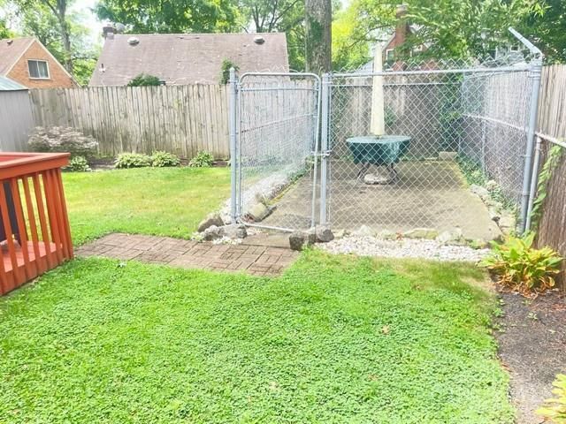 1317 W North Bend Road, Cincinnati, OH 45224