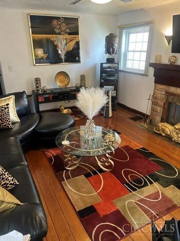 1317 W North Bend Road, Cincinnati, OH 45224
