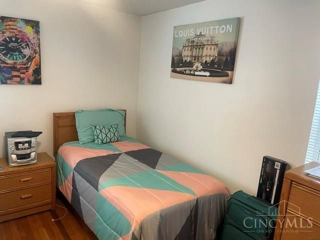 1317 W North Bend Road, Cincinnati, OH 45224