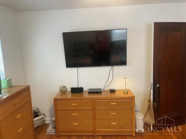 1317 W North Bend Road, Cincinnati, OH 45224