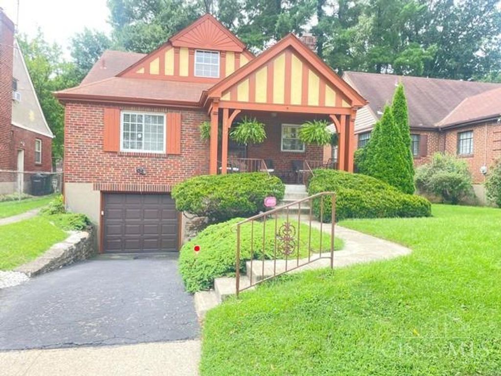 1317 W North Bend Road, Cincinnati, OH 45224