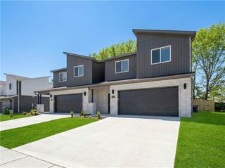 648 Sun Meadows Loop, Centerton, AR 72719