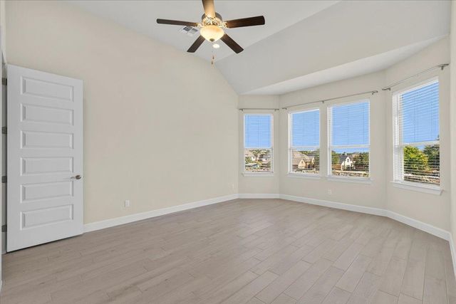 266 Village Oak DR, Austin, TX 78737