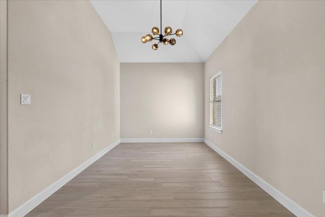266 Village Oak DR, Austin, TX 78737