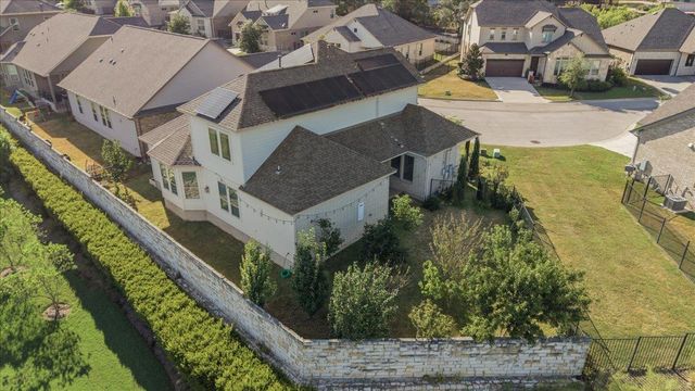 266 Village Oak DR, Austin, TX 78737