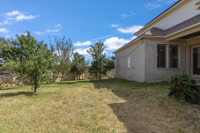 266 Village Oak DR, Austin, TX 78737