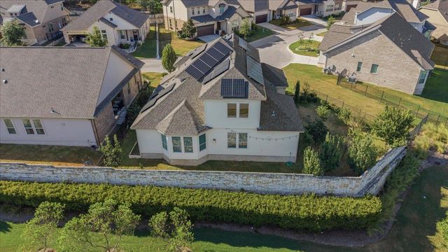 266 Village Oak DR, Austin, TX 78737