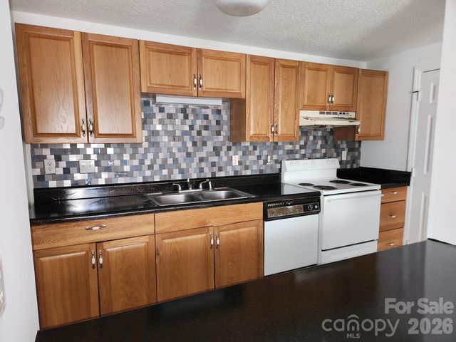 9531-D Shannon Green Drive, Charlotte, NC 28213