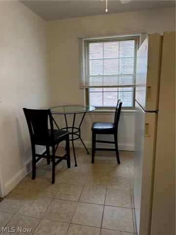 2676 Noble Road 3, Cleveland Heights, OH 44121